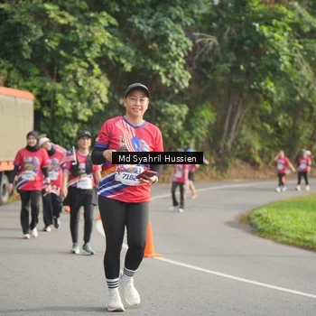 Runner Photo 6018245