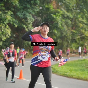 Runner Photo 6018247