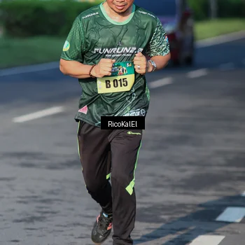Runner Photo 6018256