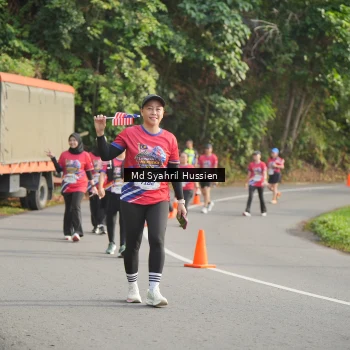 Runner Photo 6018266