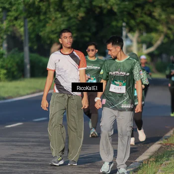 Runner Photo 6018268