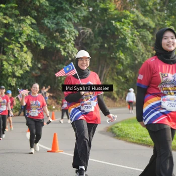 Runner Photo 6018271