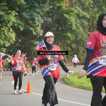 Runner Photo 6018272