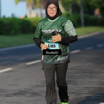 Runner Photo 6018279