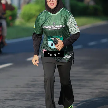 Runner Photo 6018281