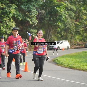 Runner Photo 6018294