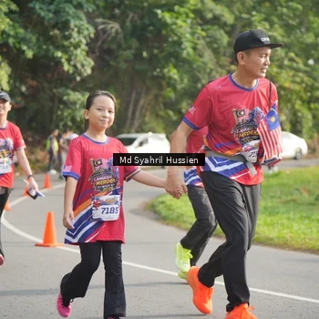 Runner Photo 6018311