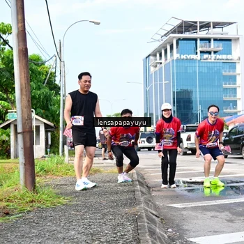Runner Photo 6018313