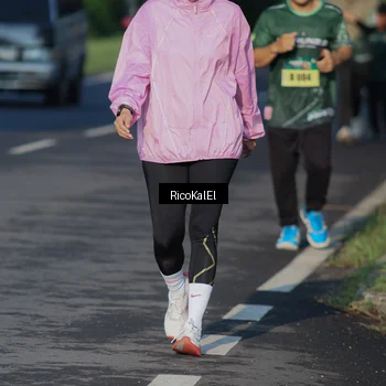 Runner Photo 6018314