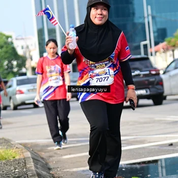 Runner Photo 6018317