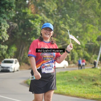 Runner Photo 6018338