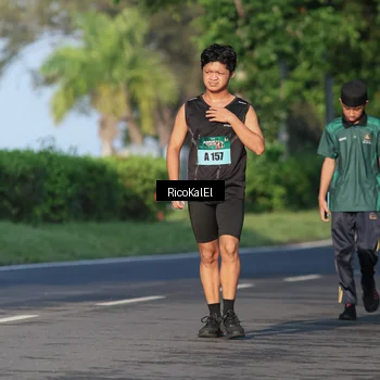 Runner Photo 6018346