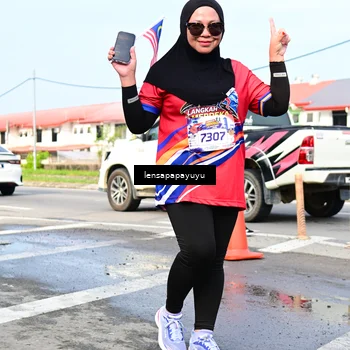 Runner Photo 6018352