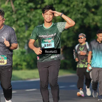 Runner Photo 6018363