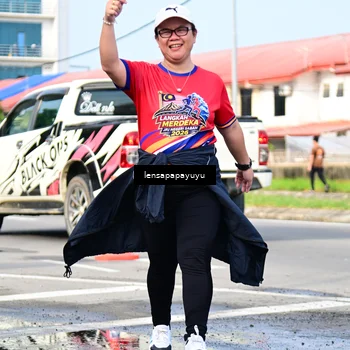 Runner Photo 6018364