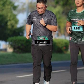 Runner Photo 6018365