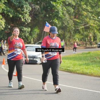 Runner Photo 6018371