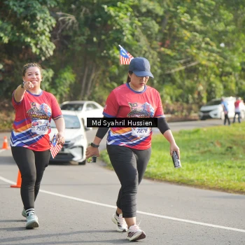 Runner Photo 6018386