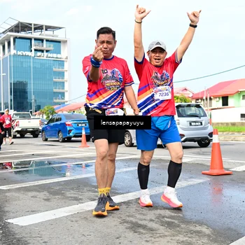 Runner Photo 6018387