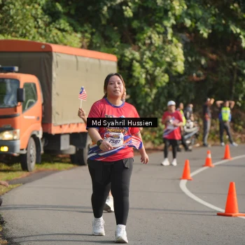Runner Photo 6018402
