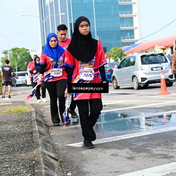 Runner Photo 6018409