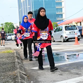Runner Photo 6018423