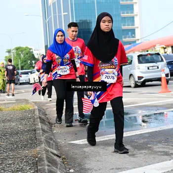 Runner Photo 6018425