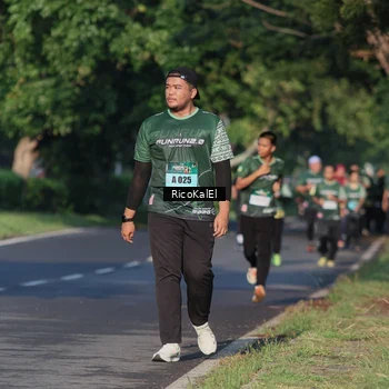 Runner Photo 6018439