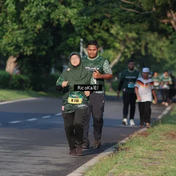 Runner Photo 6018445