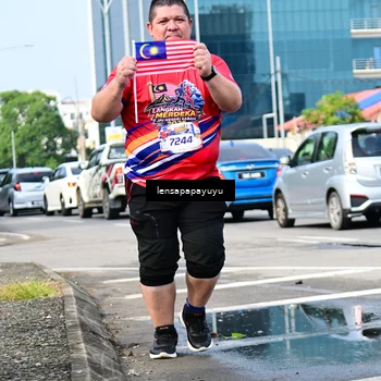 Runner Photo 6018451