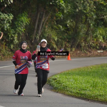 Runner Photo 6018456