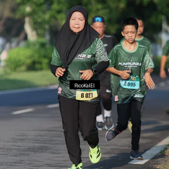 Runner Photo 6018468