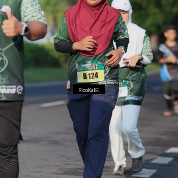 Runner Photo 6018470