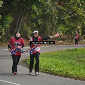 Runner Photo 6018479