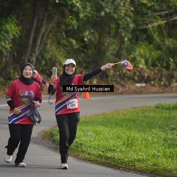 Runner Photo 6018480