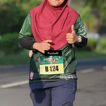 Runner Photo 6018486
