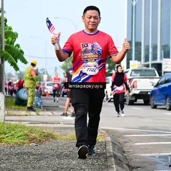 Runner Photo 6018489