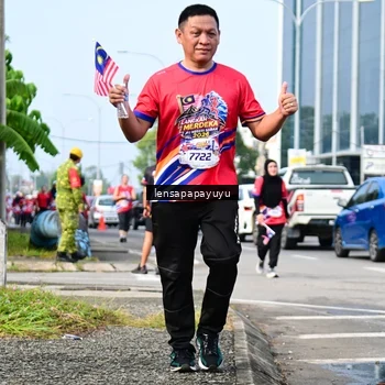 Runner Photo 6018496