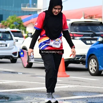 Runner Photo 6018499