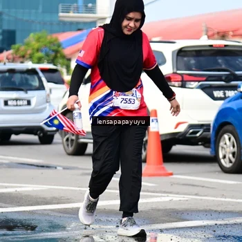 Runner Photo 6018501
