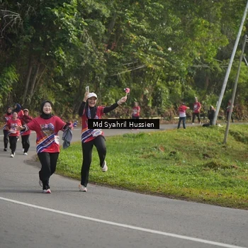Runner Photo 6018502