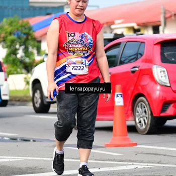 Runner Photo 6018514