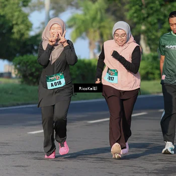 Runner Photo 6018517