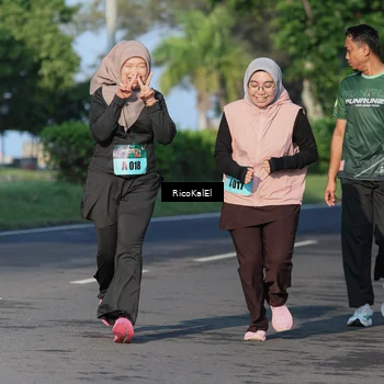 Runner Photo 6018519