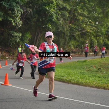 Runner Photo 6018535