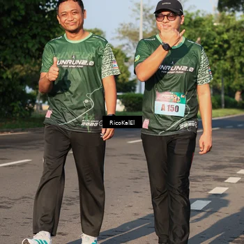 Runner Photo 6018543