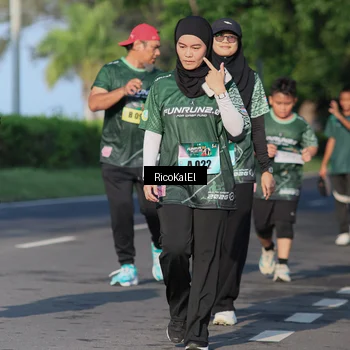 Runner Photo 6018554