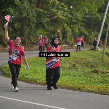 Runner Photo 6018555