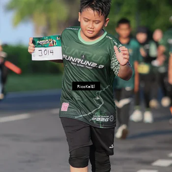 Runner Photo 6018558