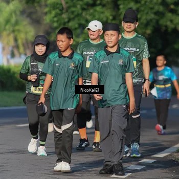 Runner Photo 6018561